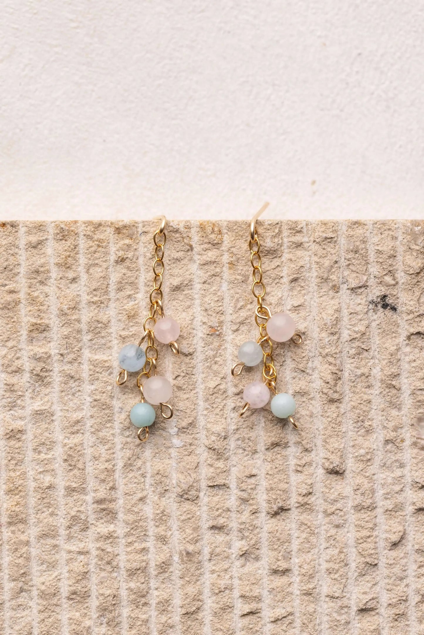 Boucles d'oreilles colorés pour l'été