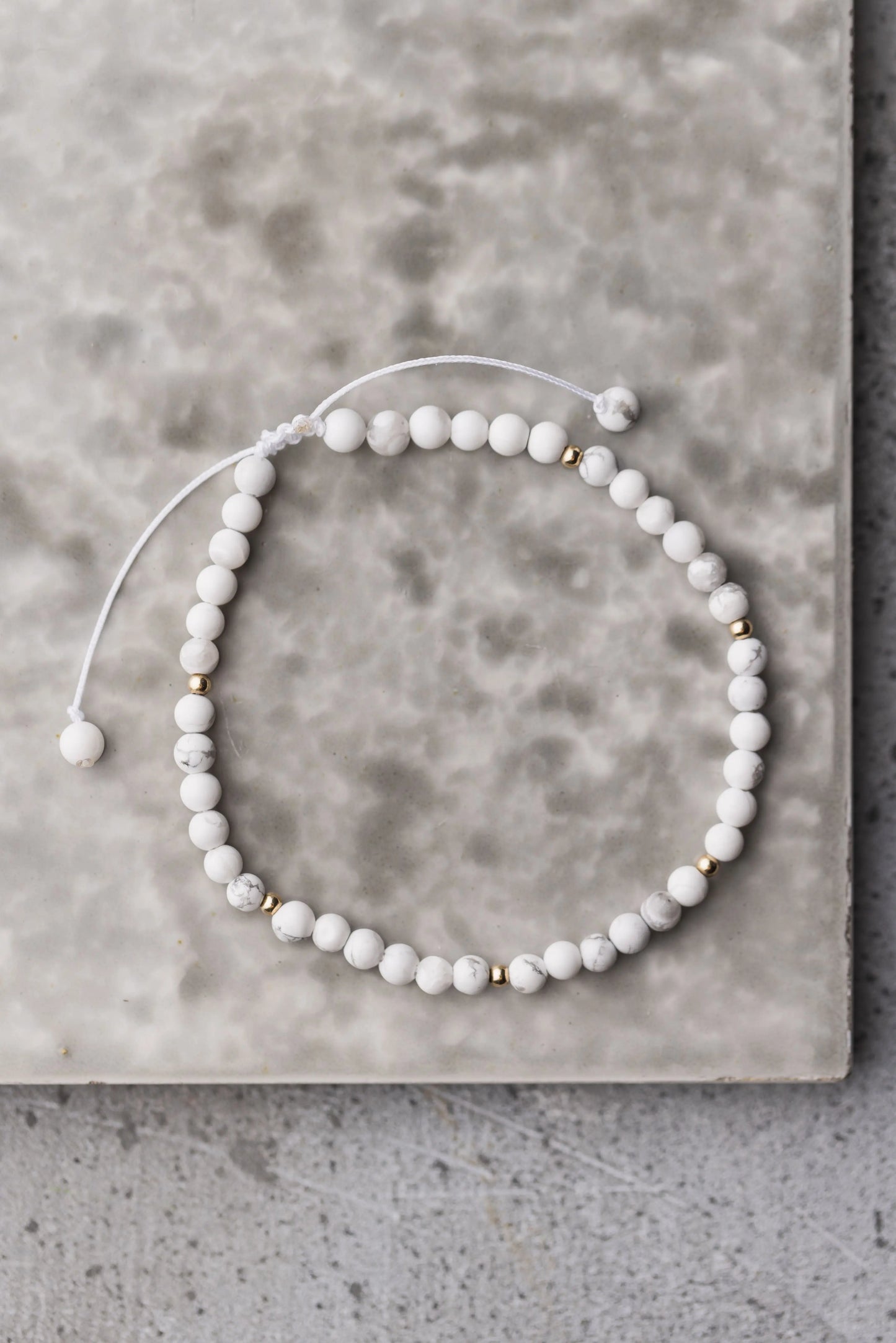 Bracelet ajustable 4mm d.or.é.mi