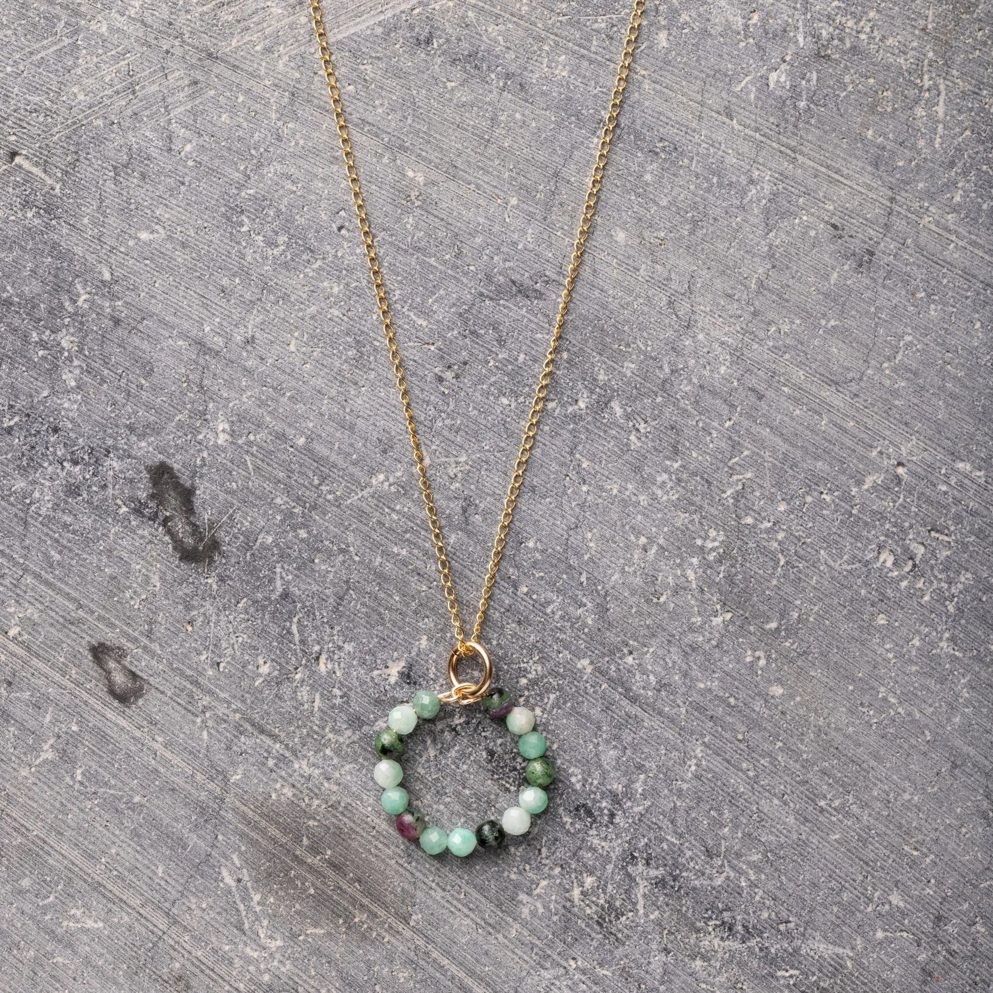 Collier Sahara - Emeraude et Rubis zoïste d.or.é.mi