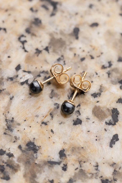 Puces Hématite 3mm d.or.é.mi